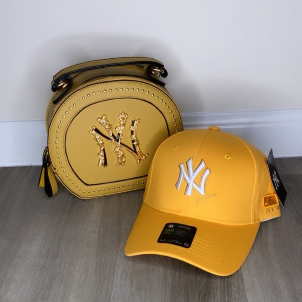 Ny Purse and hat